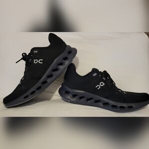 NWOT On Running Black Athletic Shoes with CloudTec Cushioning